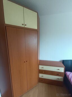Zostava skríň na predaj - 6