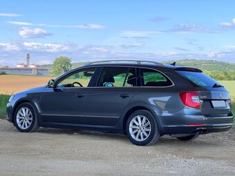 Škoda Superb Combi 1.6 TDI Greenline Elegance - 6