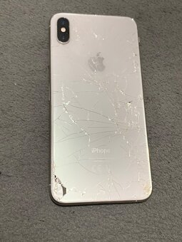 Predám iphone XS MAX 64GB Biely poškodené zadné sklo - 6