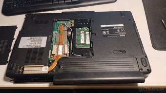 DELL Inspiron 1545 na náhradné diely - 6