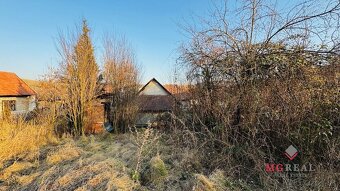 Na predaj rodinný dom v Kolačne pozemok 1395 m2 - 6