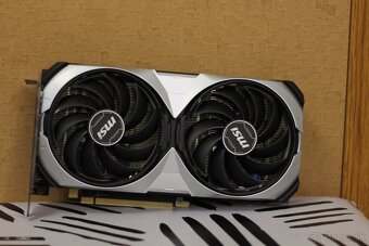 Predám grafickú kartu MSI Nvidia GeForce RTX 4070 - 6