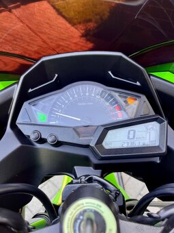 Kawasaki Ninja 300 (EX300A/B/1) - 2013 - 6