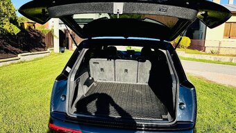 Audi Q7 quatro 7miest - 6