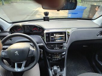 PEUGEOT 208, 1.2 VTI 82 - 6