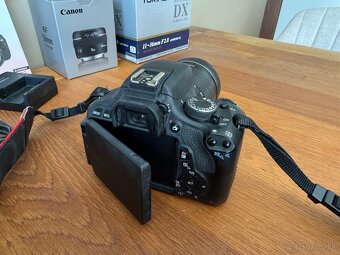 Canon EOS 600D + 3 objektívy - 6