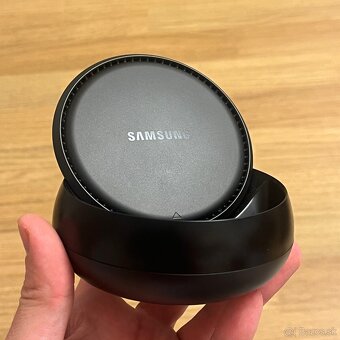 Samsung DeX Station - 6