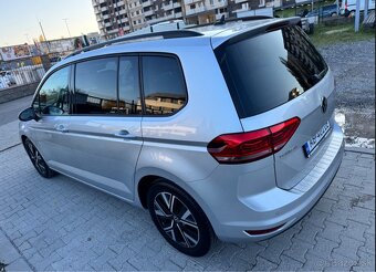 Volkswagen Touran 2.0 TDI Comfortline - 6