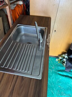 Kuchynská linka - 6