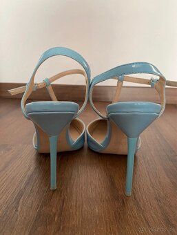 Zara modre lodicky - 6