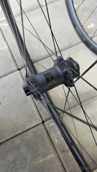 Karbónové kolesá bontrager aeolus pro 3 TLR - 6