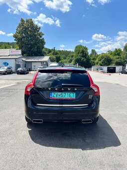 Volvo V60 D6 - 6