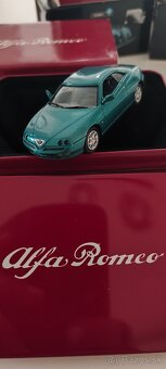 Alfa Romeo - 6