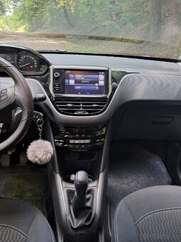 Peugeot 208 Style - 6