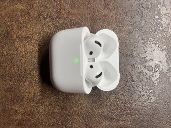 AirPods 4.generácie - 6