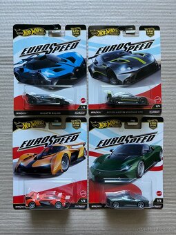 Hot Wheels Premium - 6