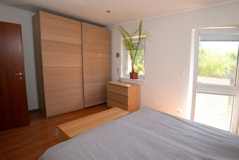 ✨ Domček s atmosférou v Hrubom Šúre – kde technológie slúžia - 6