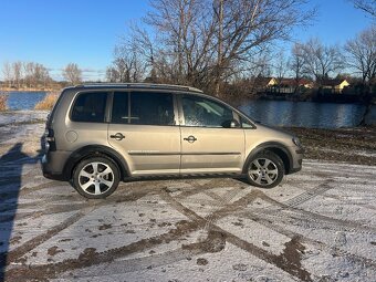 VW Touran Cross 1,9TDi 7m. - 6