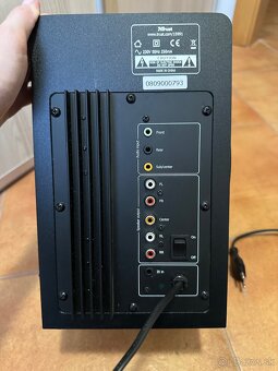 Repráky a subofér značky Trust - 6