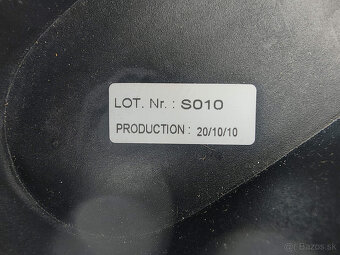 Magnetický nosič lyží Menabo Shuttle 107426D - 6