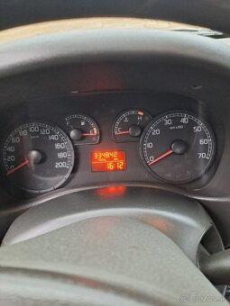Doblo cargo 1.3 jtd - 6