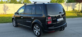 Volkswagen Touran Cross 1.9TDI - 6