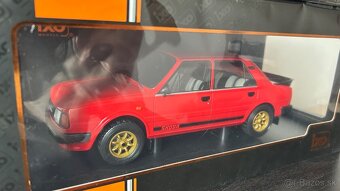 ŠKODA 130LR 1988 červená 1:18 IXO - 6