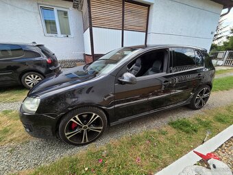 Volkswagen Golf 5 GTI - 6