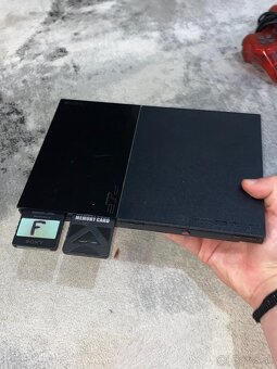 PlayStation 2 Slim - 6