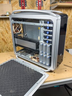 Cooler Master COSMO odhlučnená skriňa + 4 x NOCTUA - 6