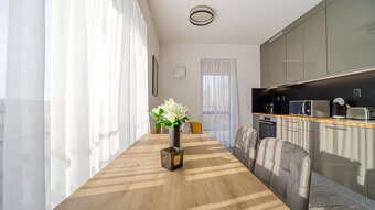 Štýlový kompletne zariadený 2 izbový apartmán s terasou s mo - 6