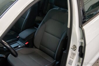 Volkswagen e-Golf - 6