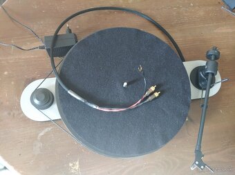 Pro Ject Elemental gramofon - 6
