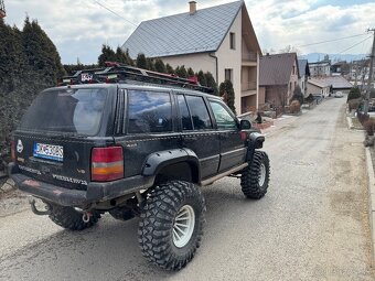 Jeep Grand cheroke 5.2 - 6
