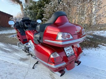 Honda Goldwing GL 1800 - 6