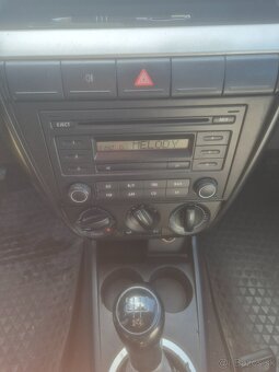Predam volkswagen fox - 6