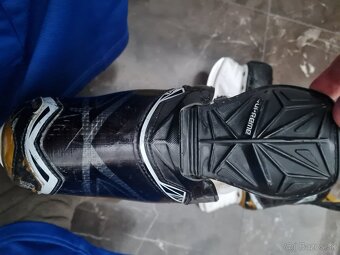 Predám profesionalne korčule Bauer Supreme S180 - 6
