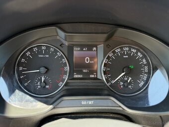 Škoda Octavia Combi 1.6 TDI 110k Style Business DSG - 6