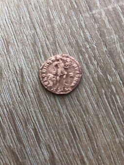 3 kusy rímskych mincí - 6