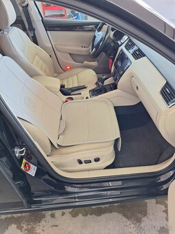 Skoda octavia 3 2.0 tdi 110kw dsg - 6