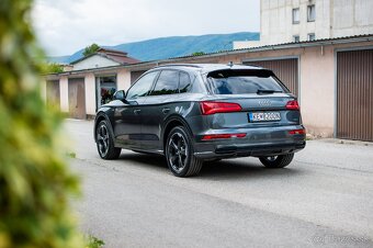 Audi Q5 40 2.0 TDI Design quattro S tronic - 6