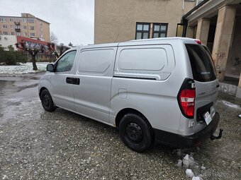 Hyundai H-1 2.5 CRDi - 6