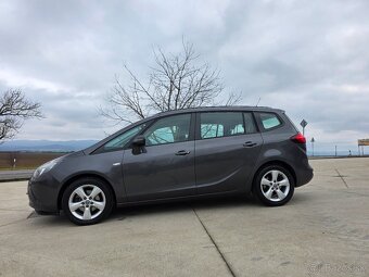 Opel Zafira 1,4benzín 2012 - 6