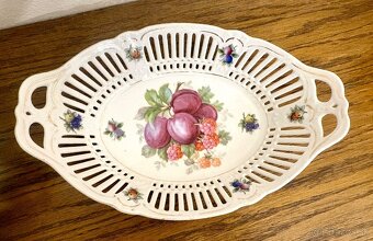 PORCELÁNOVÉ A KERAMICKÉ DEKORÁCIE - 6
