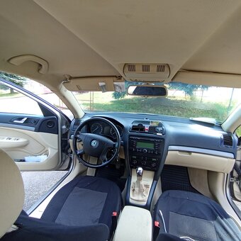 Skoda Octavia 2 - 6
