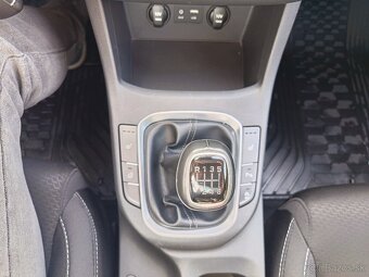 Hyundai i30 CW 1.4i Family - 6