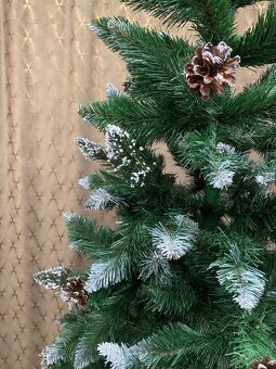 Vianočný stromček so šiškami a stojanom, NOVÝ - 6