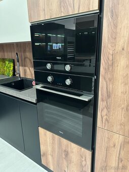 Moderná kuchynská linka GAIA - 6