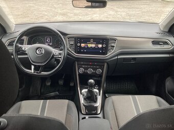 VW T-Roc 1.5 TSI BMT Benzín - 6