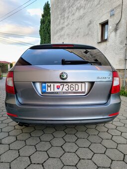 Škoda Superb Combi 2.0tdi - 6